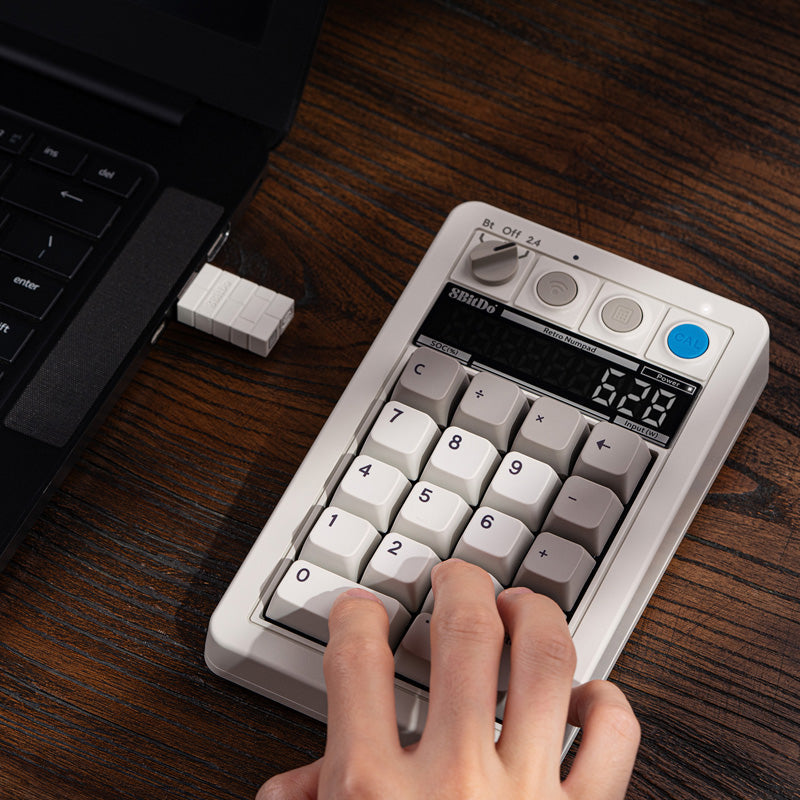 8BitDo Retro 18 Mechanical Numpad for Smooth Gameplay