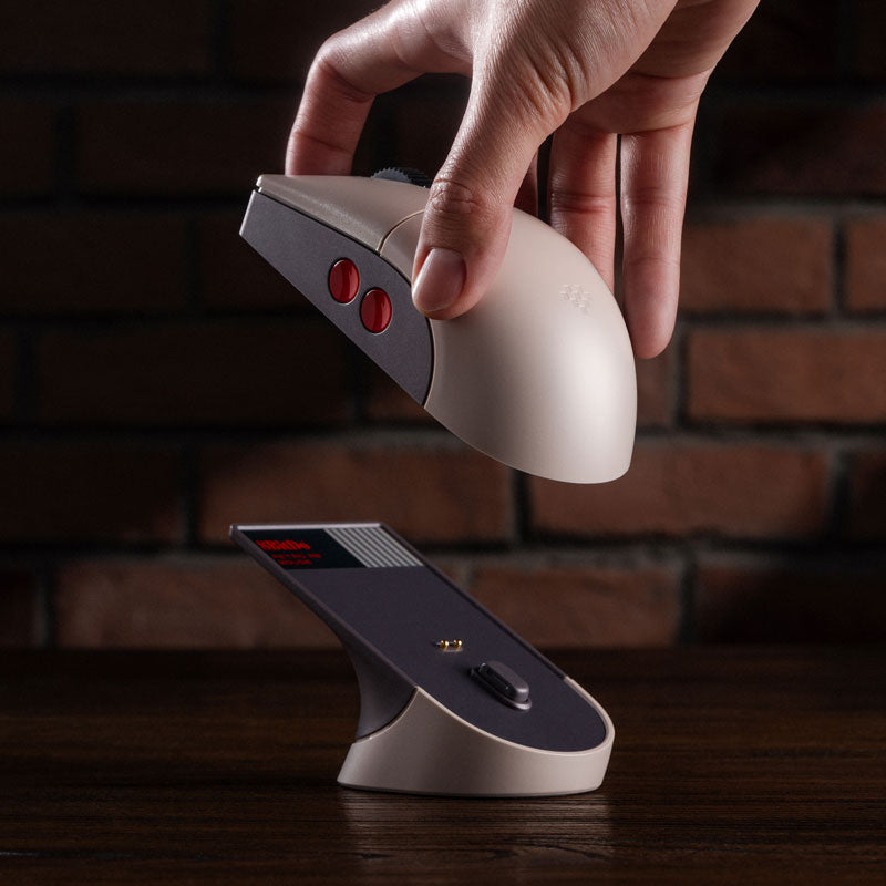 8BitDo Retro R8 Mouse - N Edition for Smooth Gameplay