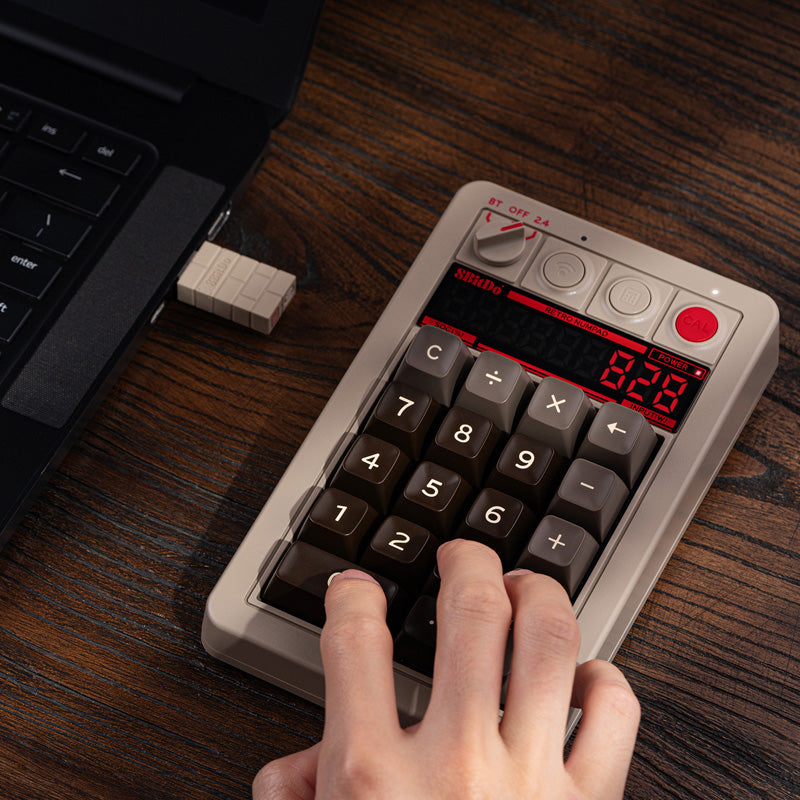 8BitDo Retro 18 Mechanical Numpad for Smooth Gameplay