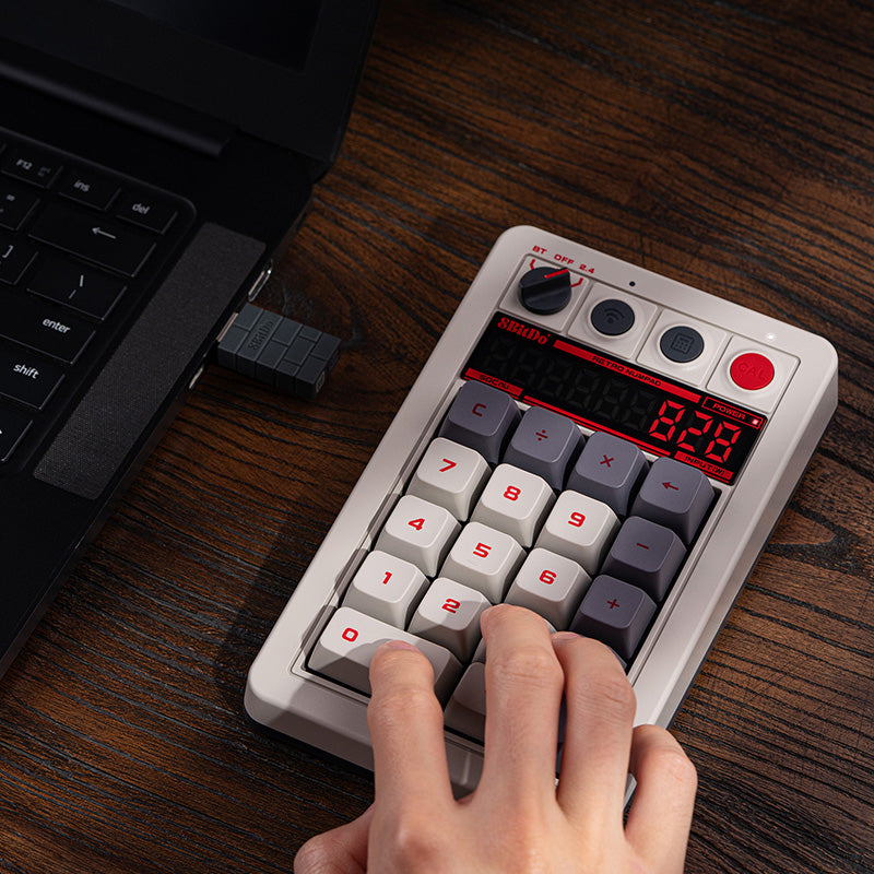 8BitDo Retro 18 Mechanical Numpad for Smooth Gameplay