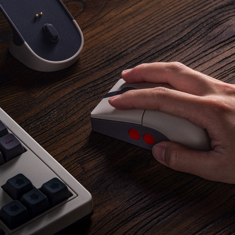8BitDo Retro R8 Mouse - N Edition for Smooth Gameplay