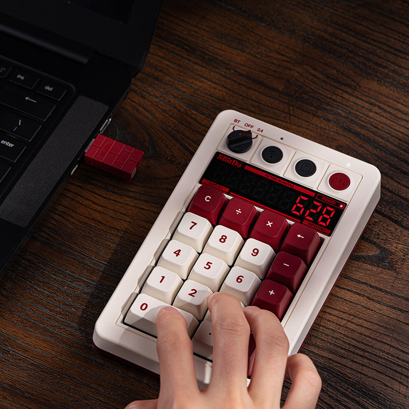 8BitDo Retro 18 Mechanical Numpad for Smooth Gameplay