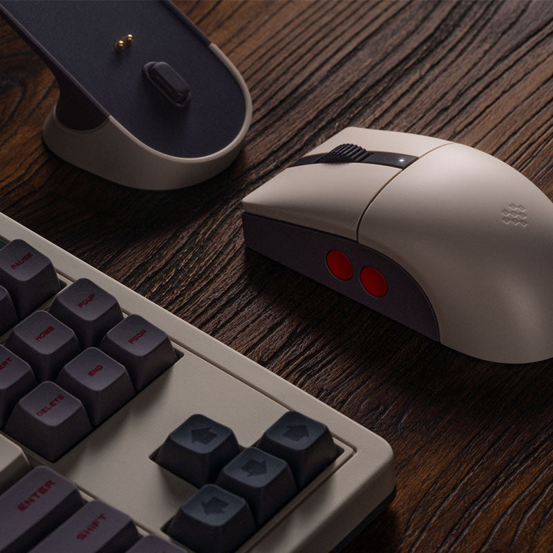 8BitDo Retro R8 Mouse - N Edition for Smooth Gameplay