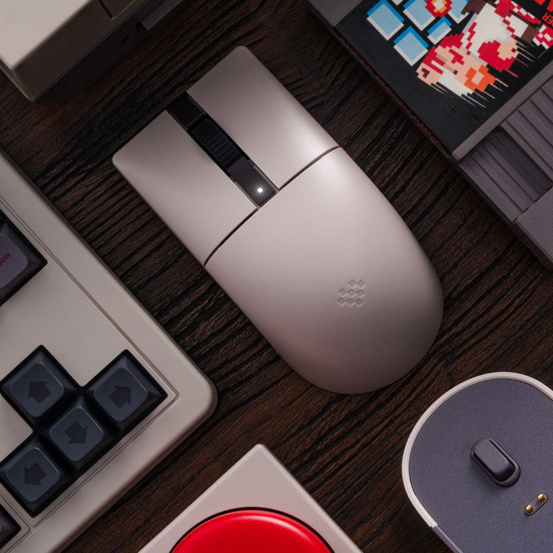 8BitDo Retro R8 Mouse - N Edition for Smooth Gameplay