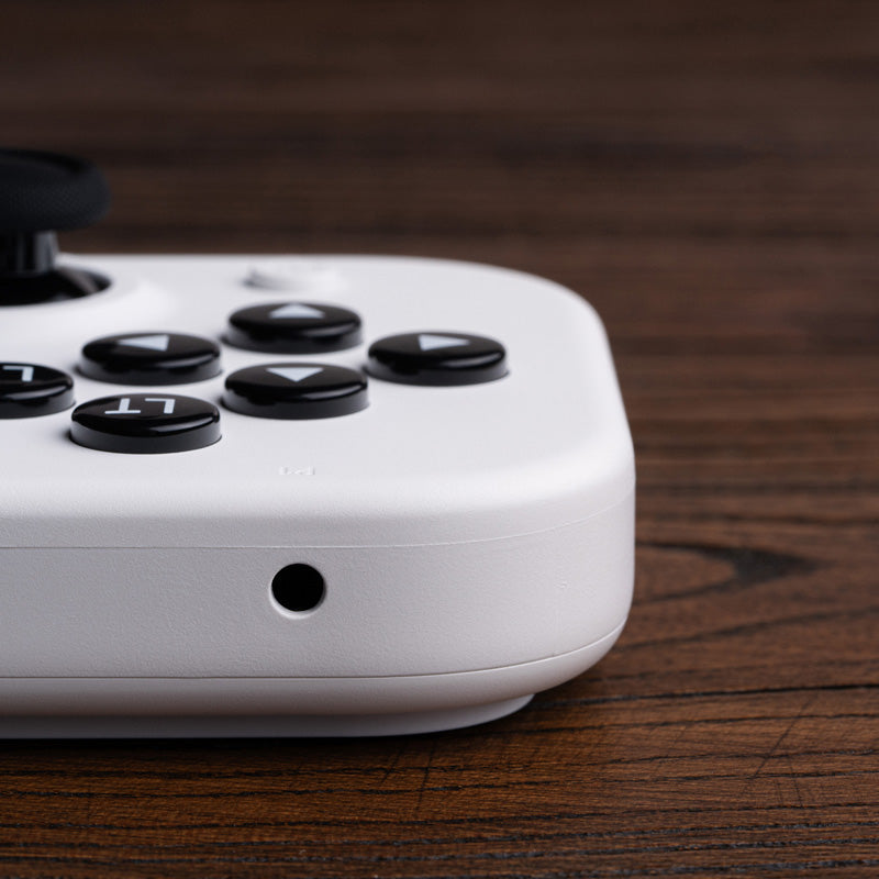 8BitDo Lite SE 2.4G Wireless Controller for Xbox for Smooth Gameplay
