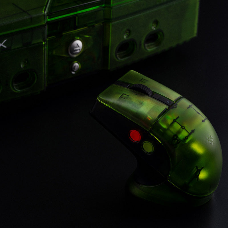 8BitDo Retro R8 Mouse - Xbox Edition for Smooth Gameplay