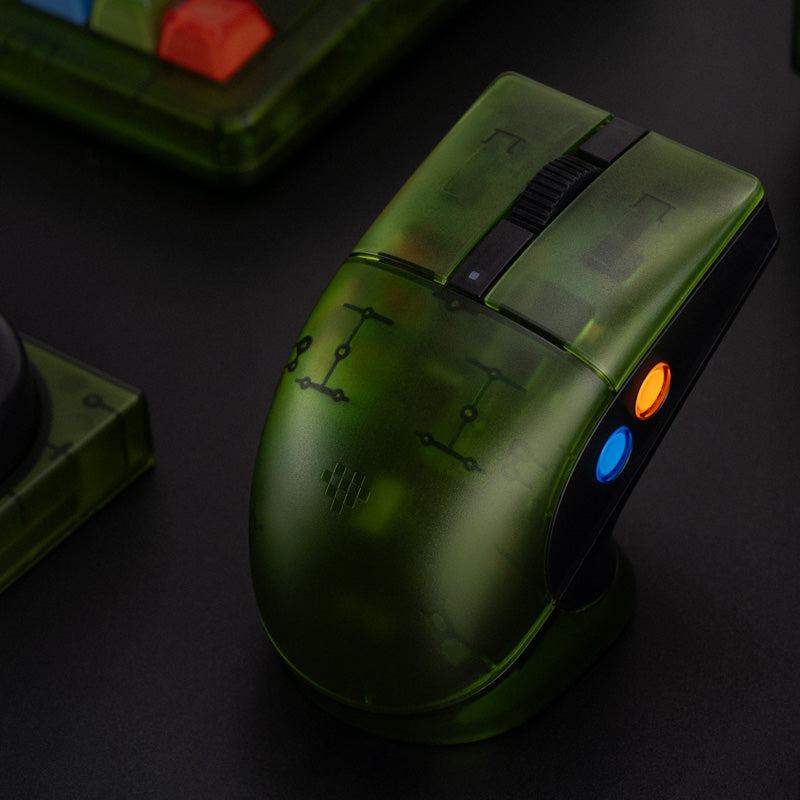 8BitDo Retro R8 Mouse - Xbox Edition for Smooth Gameplay