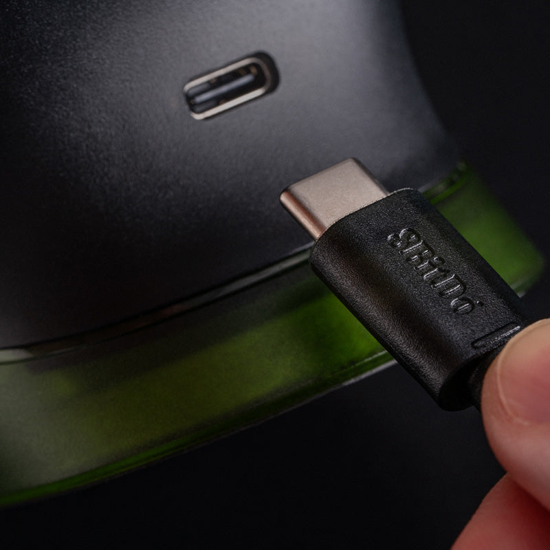 8BitDo Retro R8 Mouse - Xbox Edition for Smooth Gameplay