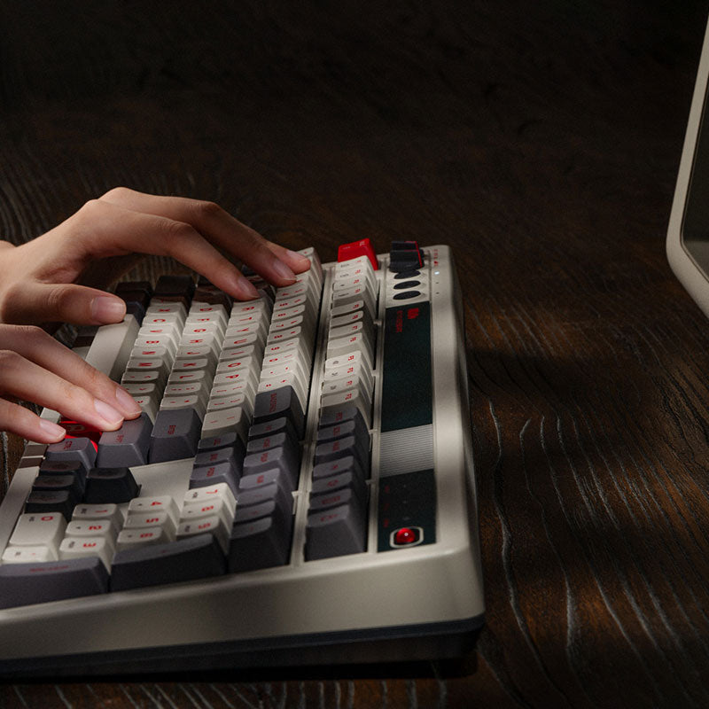 8BitDo Retro 108 Mechanical Keyboard for Smooth Gameplay