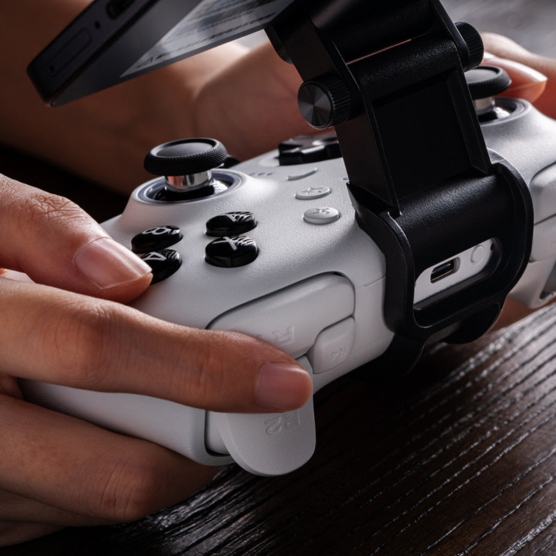 8BitDo Mobile Gaming Clip for Ultimate 2 for Smooth Gameplay