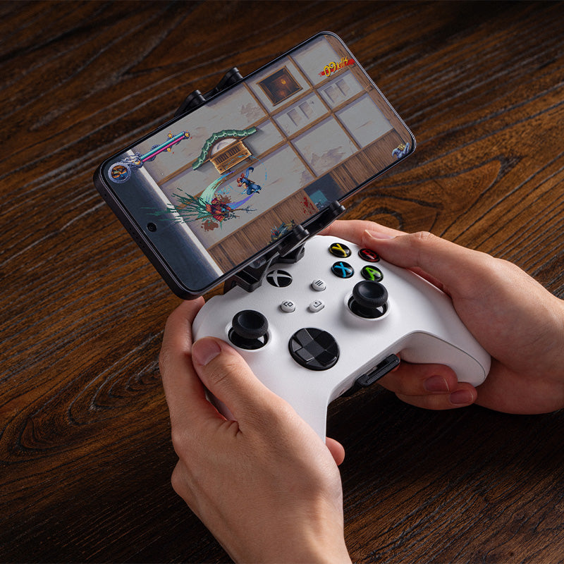 8BitDo Mobile Gaming Clip for Xbox Controllers for Smooth Gameplay